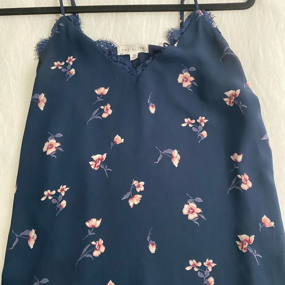 Socialite Lace Tank Top (Size XS)